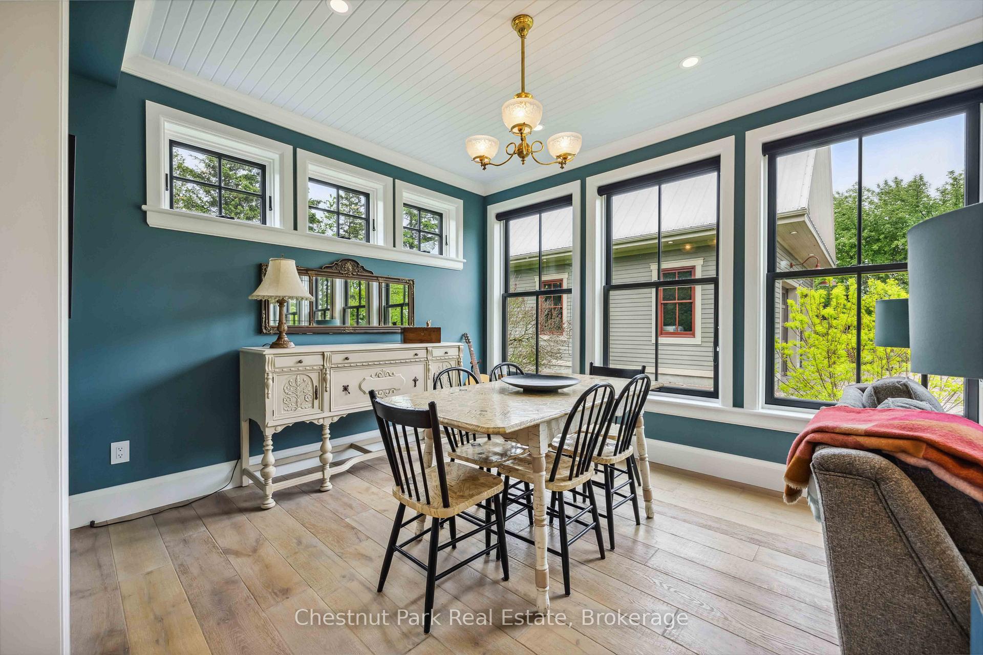 5 Bedroom Single Family Home/House's Image 25