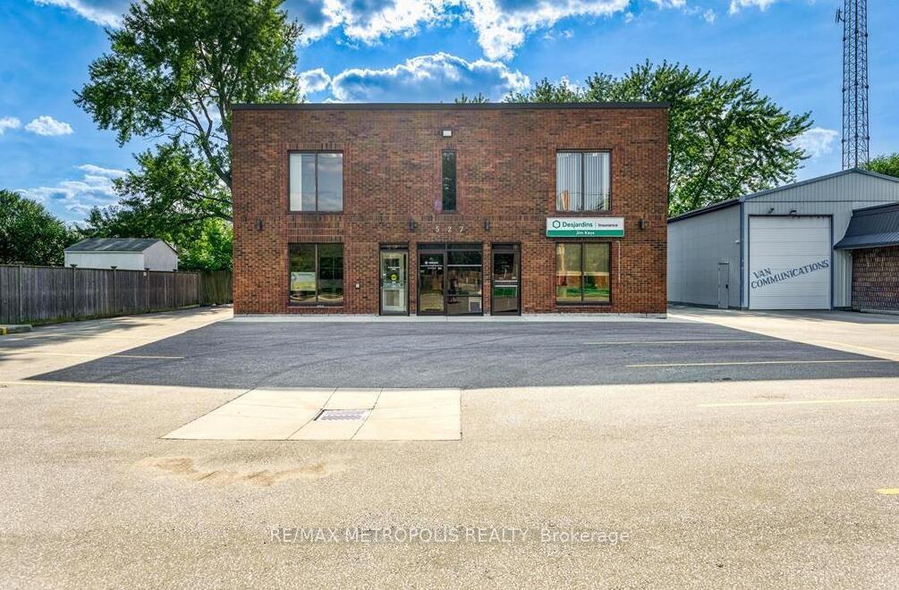 201 - 527 Murphy Road Sarnia Ontario Canada Lease commercial   RE/MAX Metropolis Realty Brokerage*