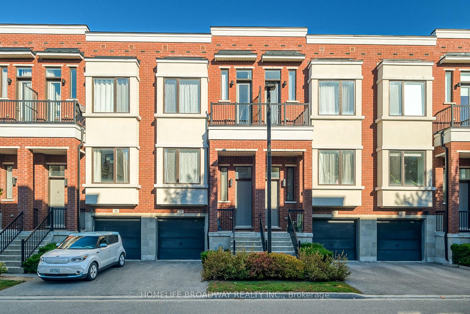 38 Lafferty Lane Richmond Hill Ontario Canada Sale residential   HomeLife Broadway Realty Inc., Brokerage*
