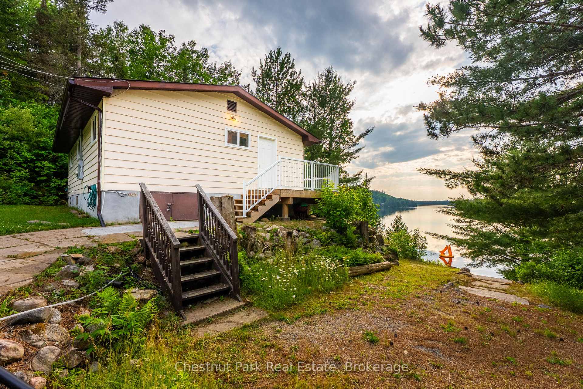 3 Bedroom Single Family Home/House's Image 27