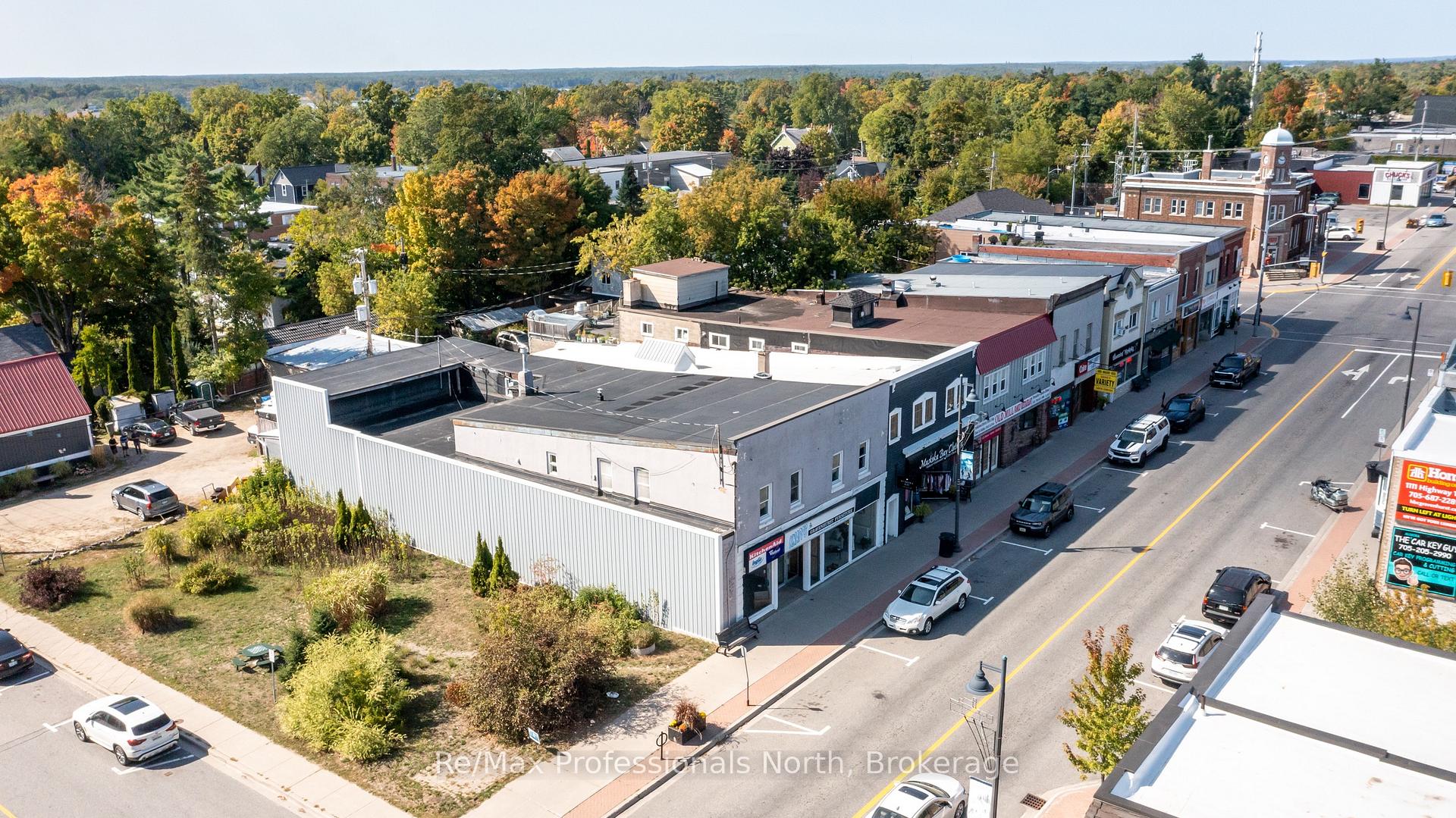 171 Muskoka Road S Gravenhurst Ontario Canada Sale commercial Hugh Nichols RE/MAX PROFESSIONALS NORTH, BROKERAGE*