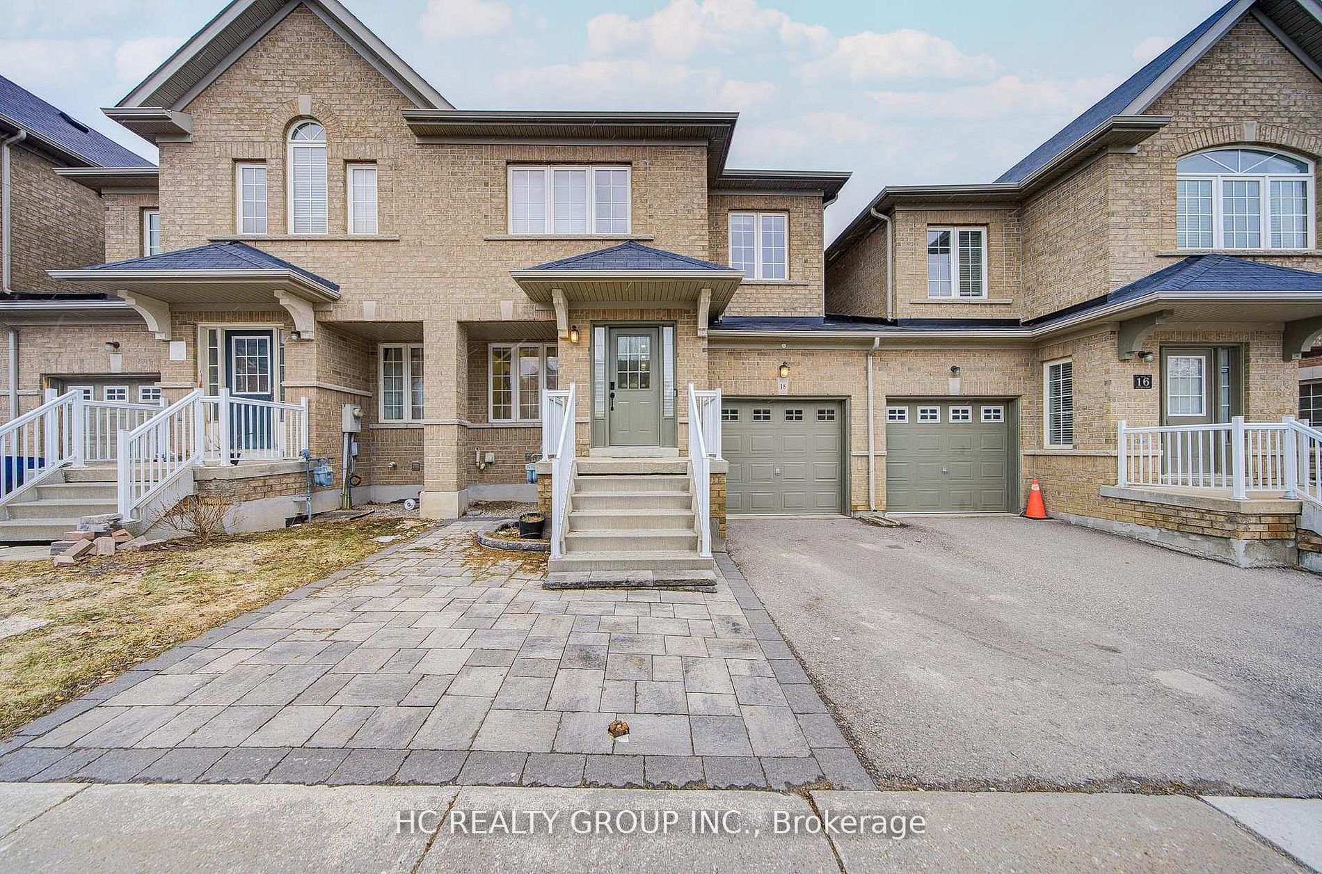 18 QUATTRO Avenue Richmond Hill Ontario Canada Sale residential Kathy Markoff Right at Home Realty, Brokerage*