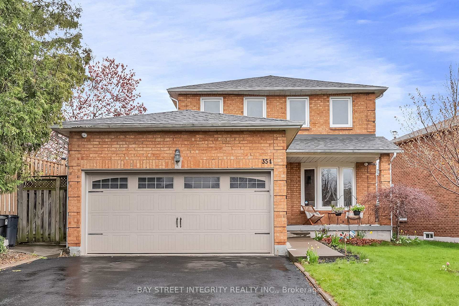 354 Waterside Crescent Vaughan Ontario Canada Sale residential MNG Team HomeLife/ROMANO Realty Ltd., Brokerage