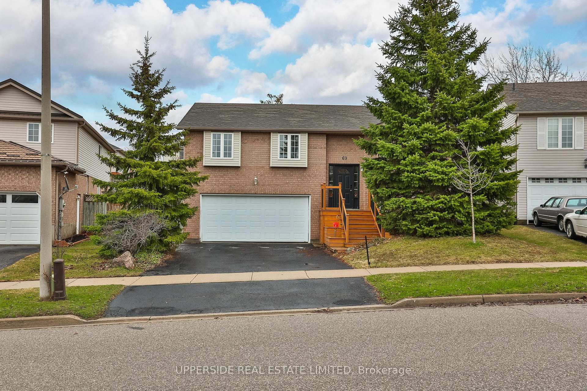 69 Abbeywood Crescent Guelph Ontario Canada Sale residential   UPPERSIDE REAL ESTATE LIMITED Brokerage