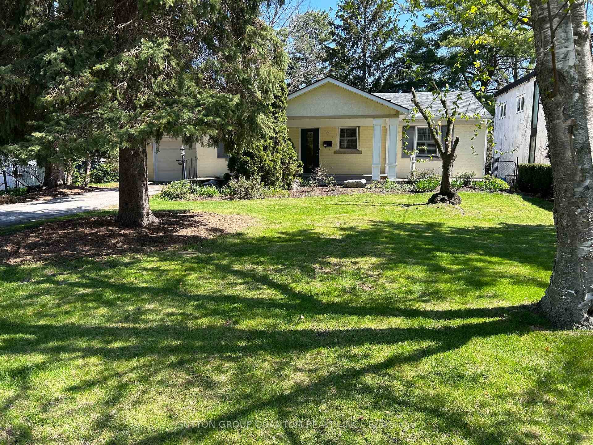 1273 Clarkson Road Mississauga Ontario Canada Sale residential Rita Asadorian SUTTON GROUP QUANTUM REALTY INC., BROKERAGE*