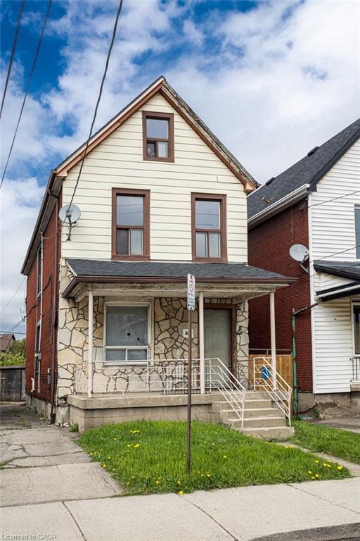 39 Munroe Street Hamilton Ontario Canada Sale residential Maggie Abril Nashdom Realty Brokerage Inc. 