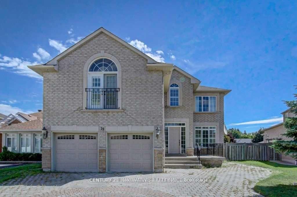 19 Brookgreene Crescent Richmond Hill Ontario Canada Rent residential Richard Alfred Century 21 Innovative Realty Inc., Brokerage *