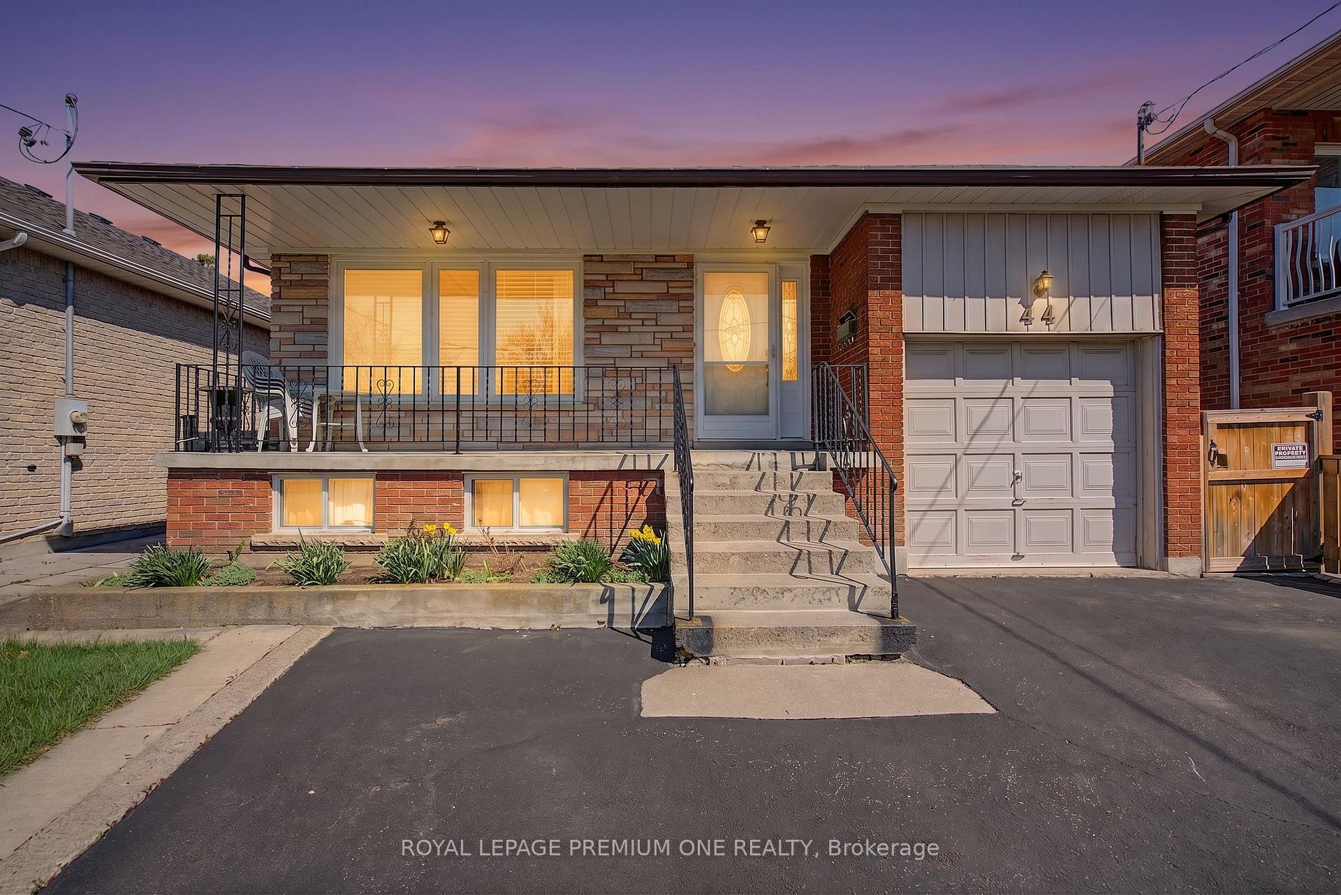 44 Ellerby Square N Vaughan Ontario Canada Sale residential Real Property Pros Royal LePage Premium One Realty, Brokerage*
