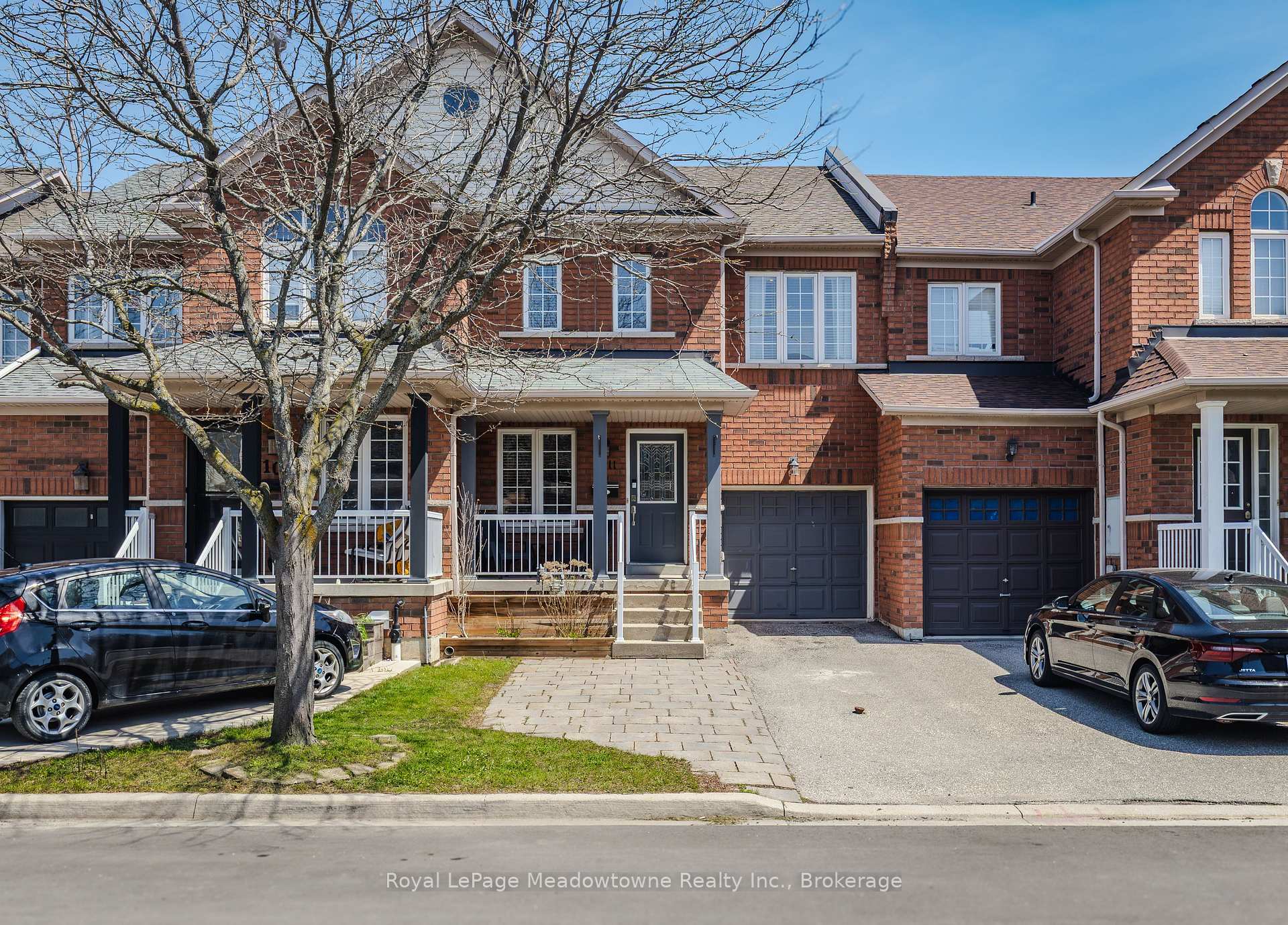 111 Waters Boulevard Milton Ontario Canada Sale residential Shaleen Kumar RE/MAX Real Estate Centre Inc., Brokerage*