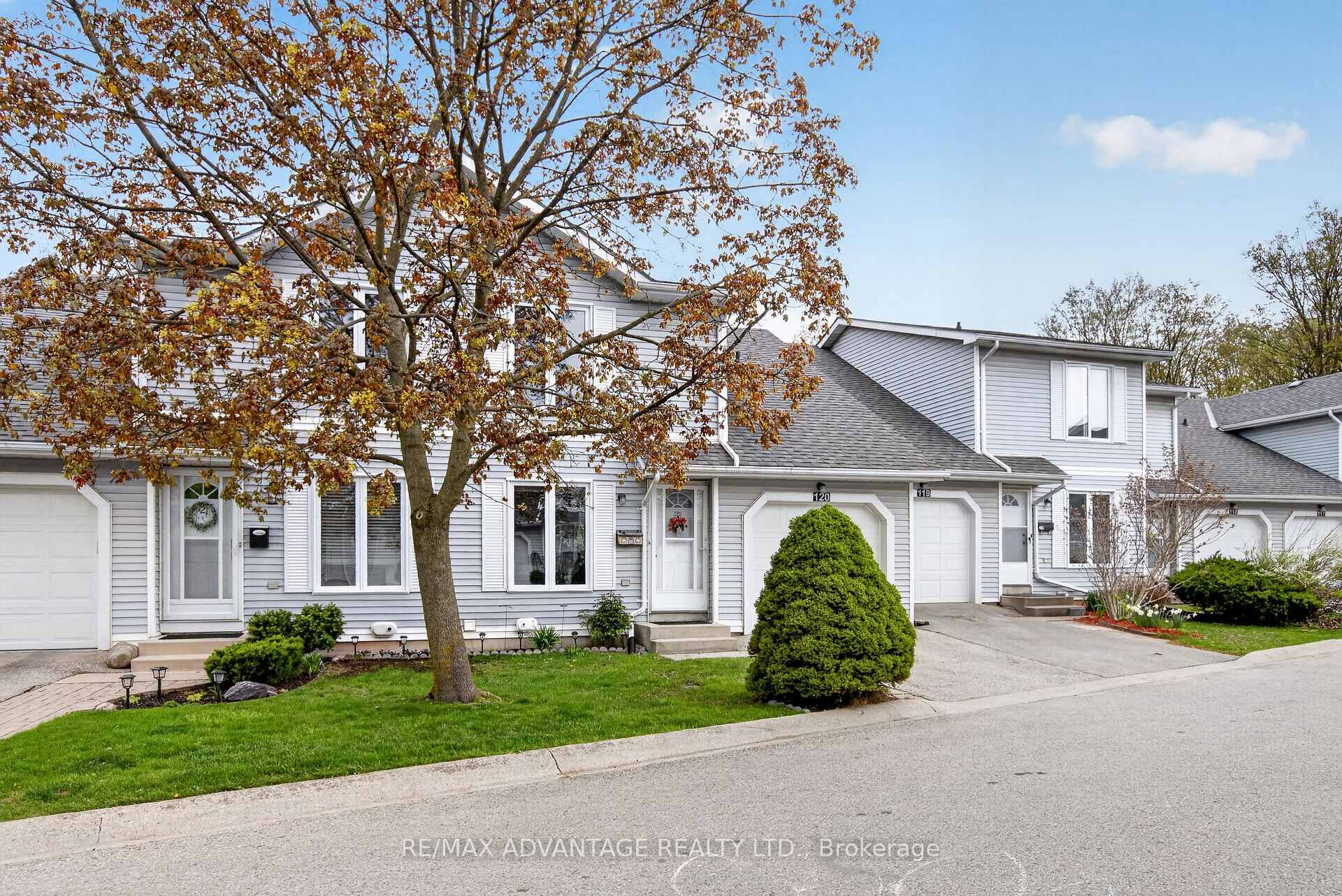 120 - 120 Centre Street London South Ontario Canada Sale residential Steve Parker RE/MAX Advantage Realty Ltd., Brokerage*