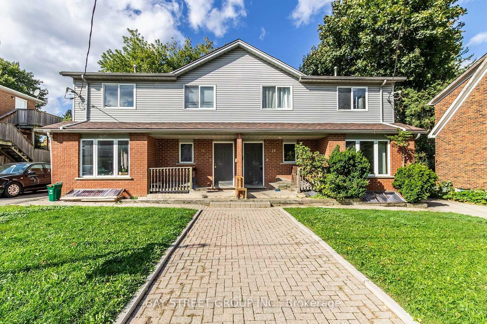 Upper floor - 38 Noecker Street Waterloo Ontario Canada Rent residential Eva Munch RE/MAX Twin City Realty Inc., Brokerage*