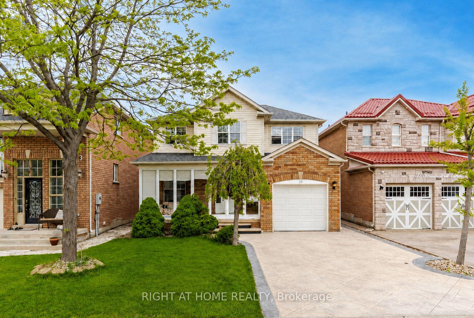 10 Charleswood Circle Brampton Ontario Canada Sale residential Ammar Kailani Right at Home Realty, Brokerage*