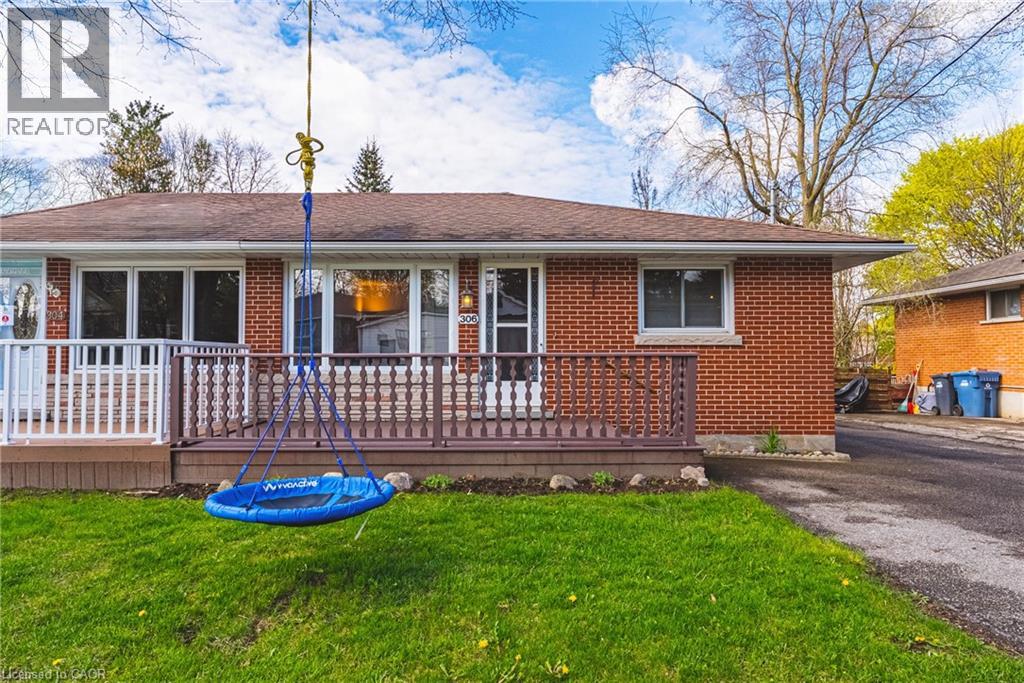 306 VICTORIA Road N Guelph Ontario Canada Sale residential Silvia  Biro RE/MAX Real Estate Centre Inc., Brokerage