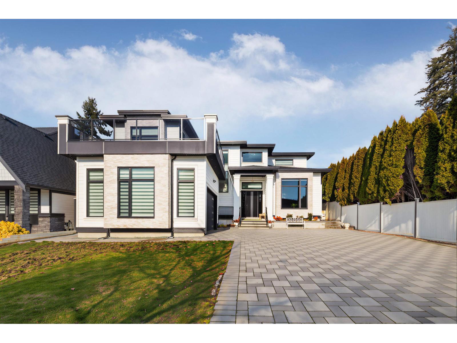 17875 59A AVENUE Surrey British Columbia Canada Sale residential   HomeLife Benchmark Realty Corp.