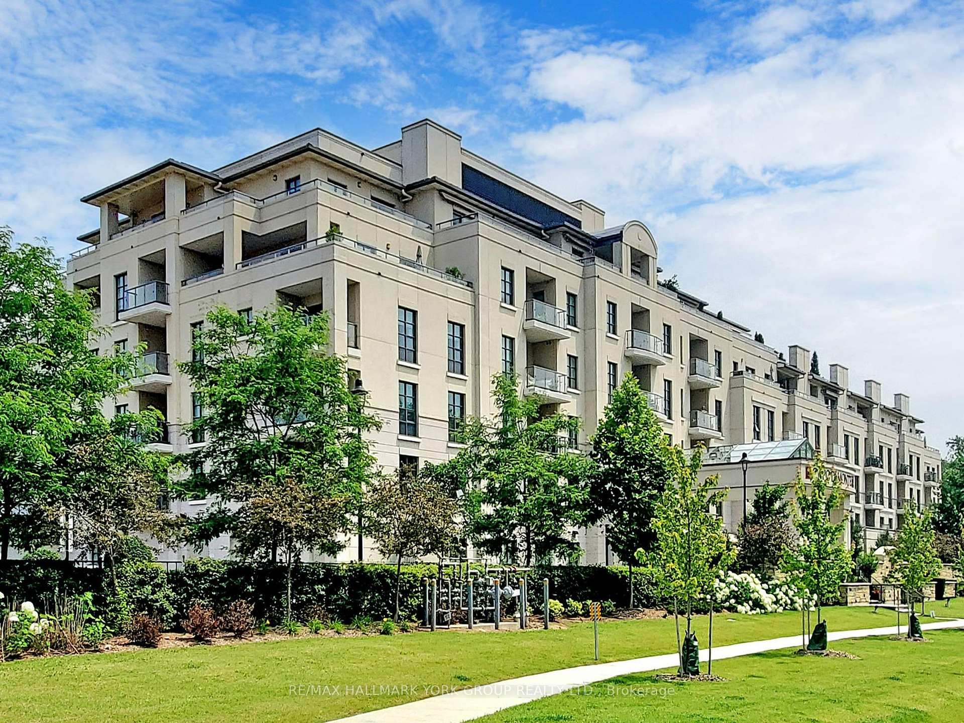 411 - 9909 Pine Valley Drive Vaughan Ontario Canada Sale residential Michael Mealia RE/MAX Hallmark York Group Realty Ltd., Brokerage