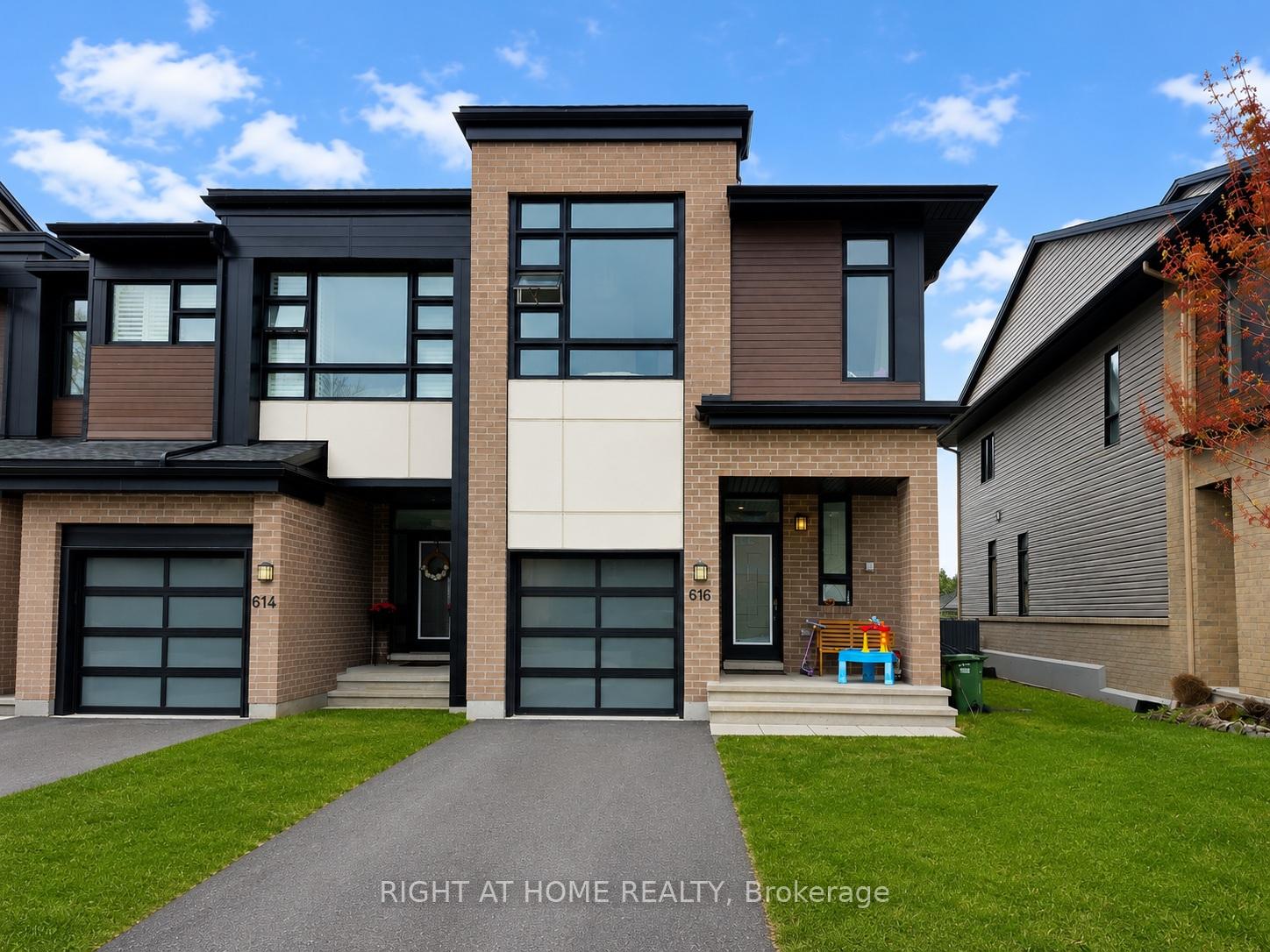 616 Rowers Way Ottawa Ontario Canada Rent residential Xidong Fu Right at Home Realty, Brokerage*
