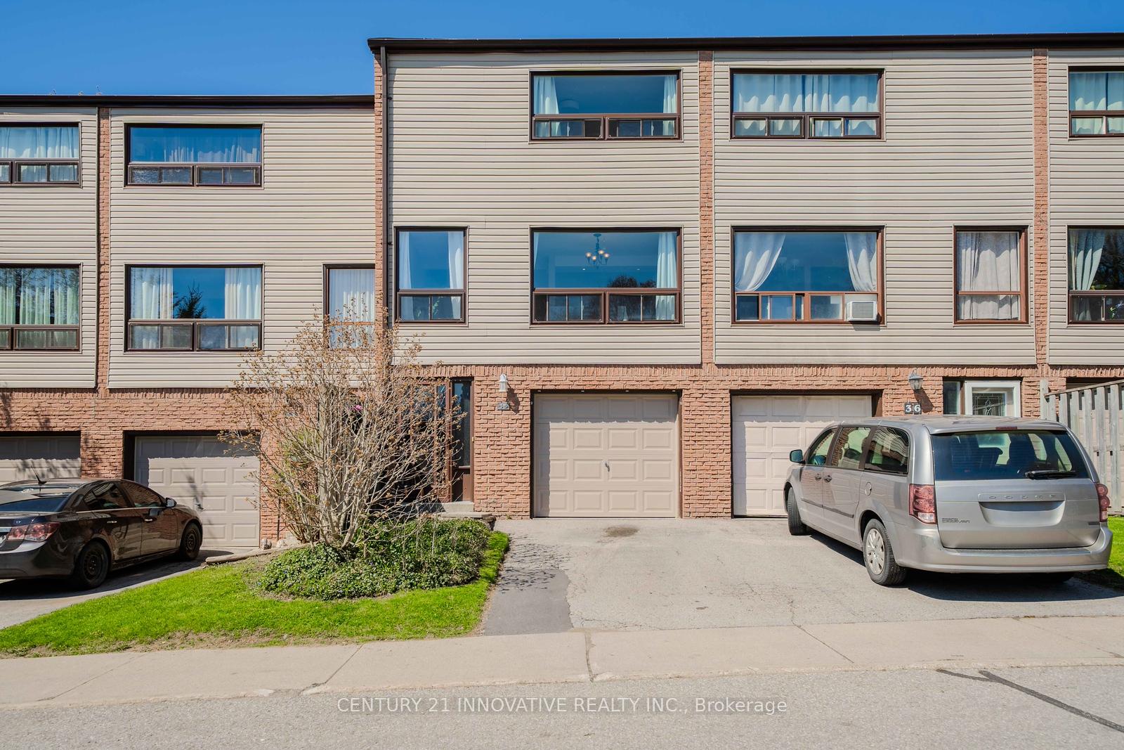 35 The Bridle Path Clarington Ontario Canada Sale residential Richard Alfred Century 21 Innovative Realty Inc., Brokerage *