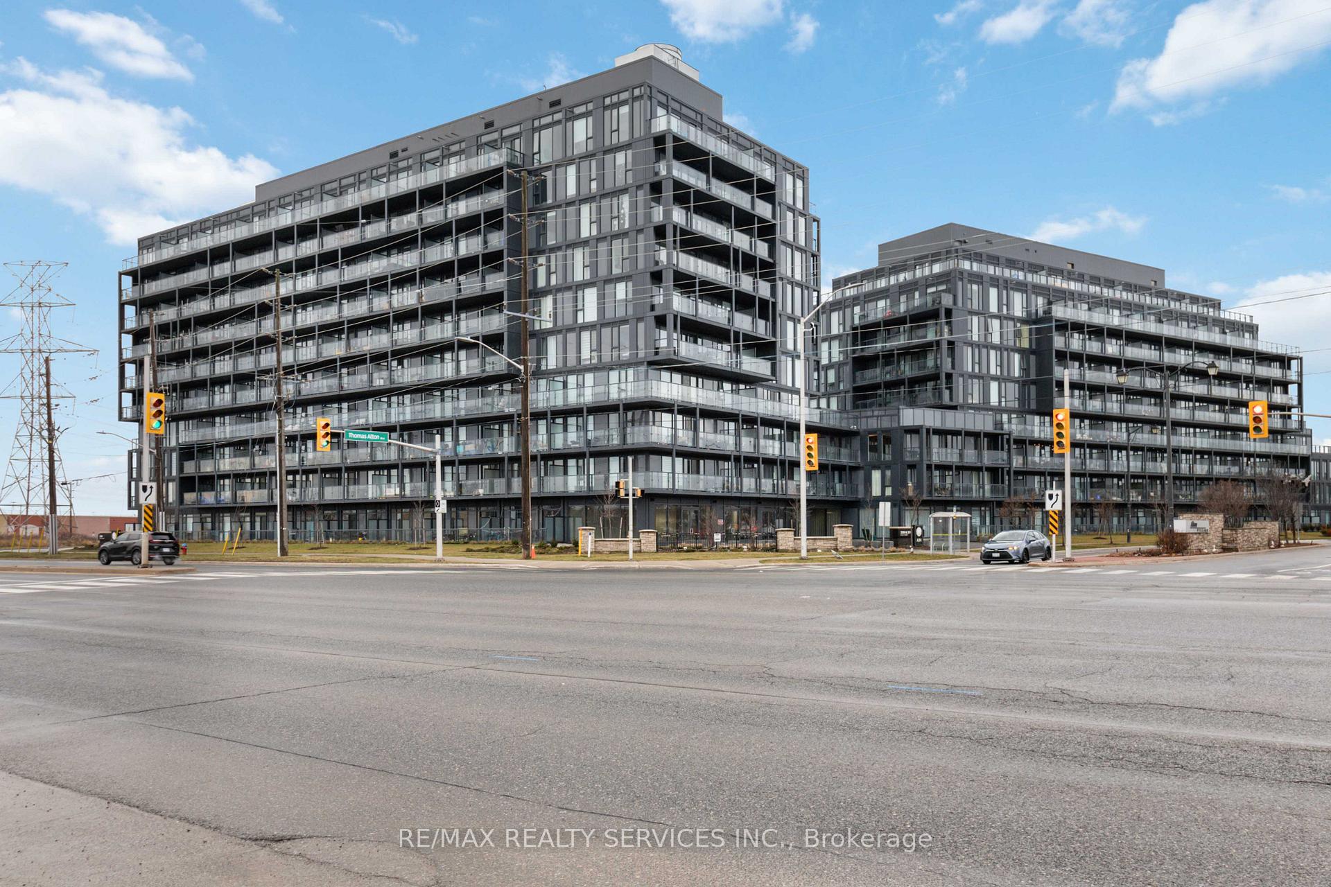 B713 - 3200 Dakota Common Burlington Ontario Canada Sale residential Lets talk Real Estate RE/MAX Realty Services Inc., Brokerage*