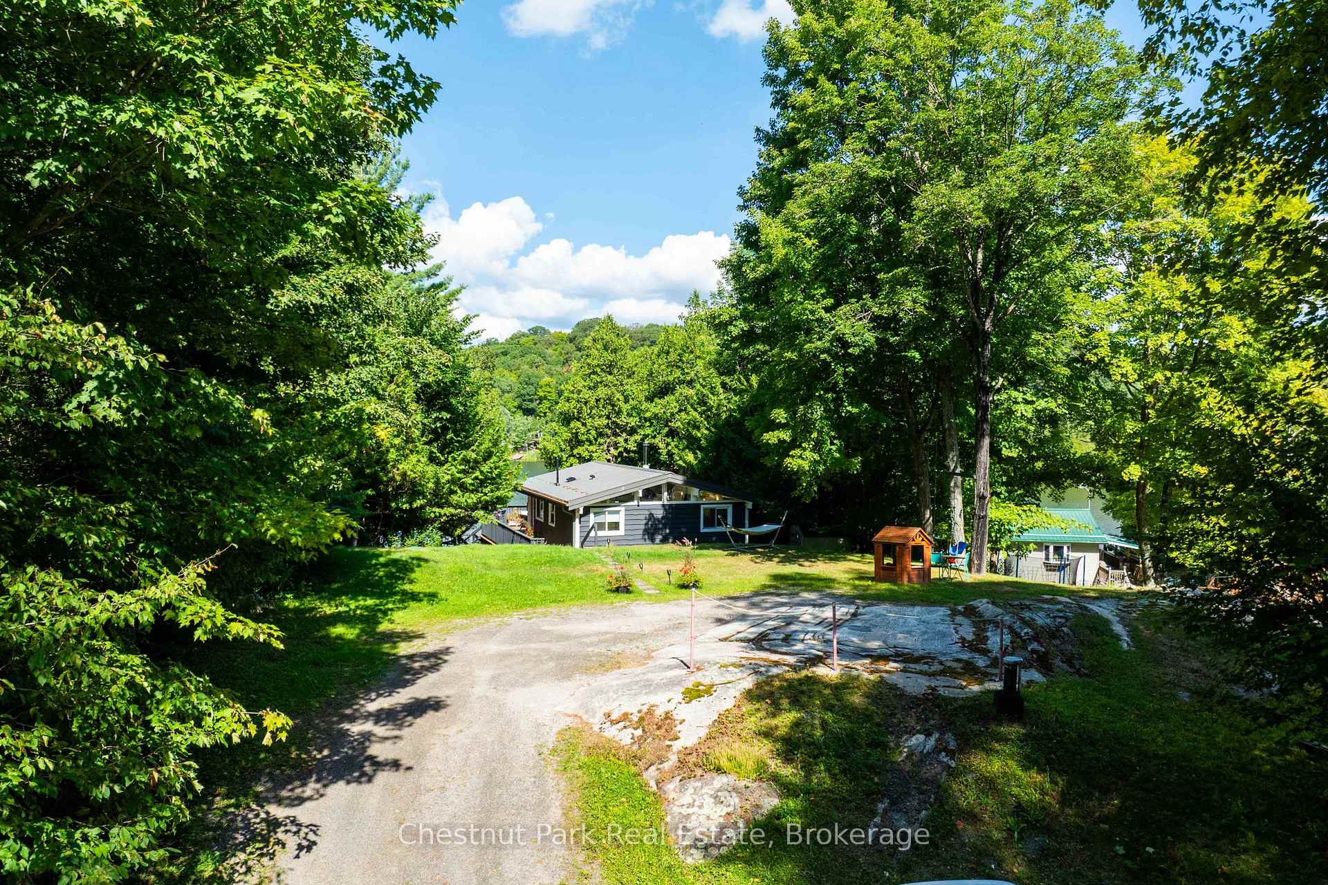 3 Bedroom Single Family Home/House's Image 34