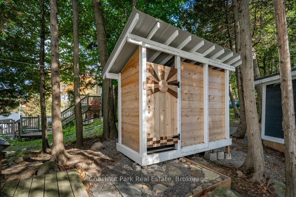 3 Bedroom Single Family Home/House's Image 27