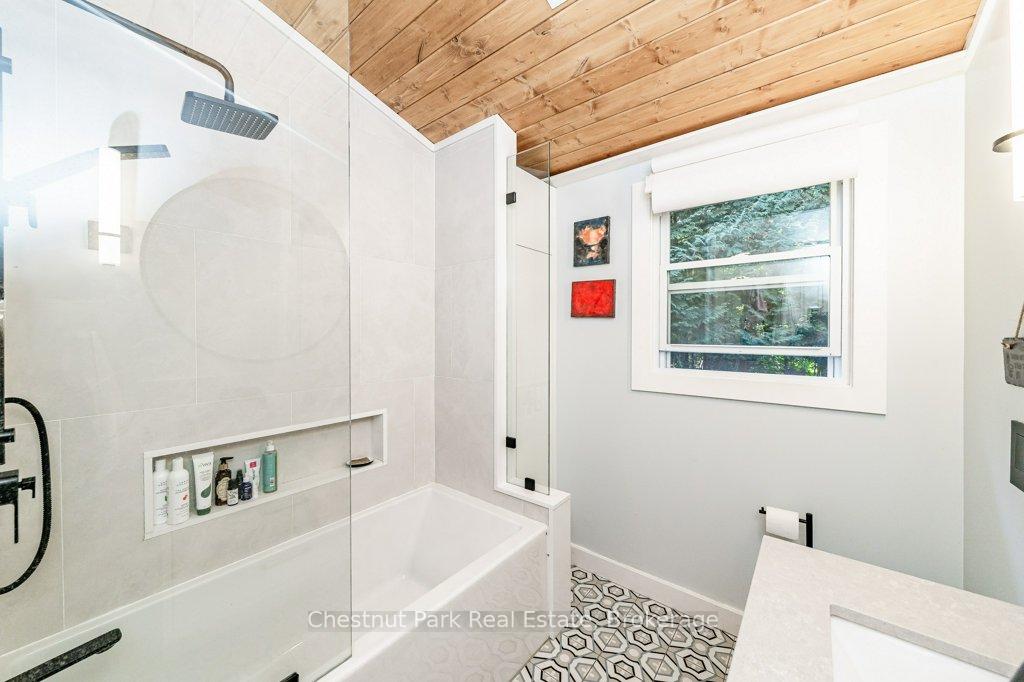 3 Bedroom Single Family Home/House's Image 16