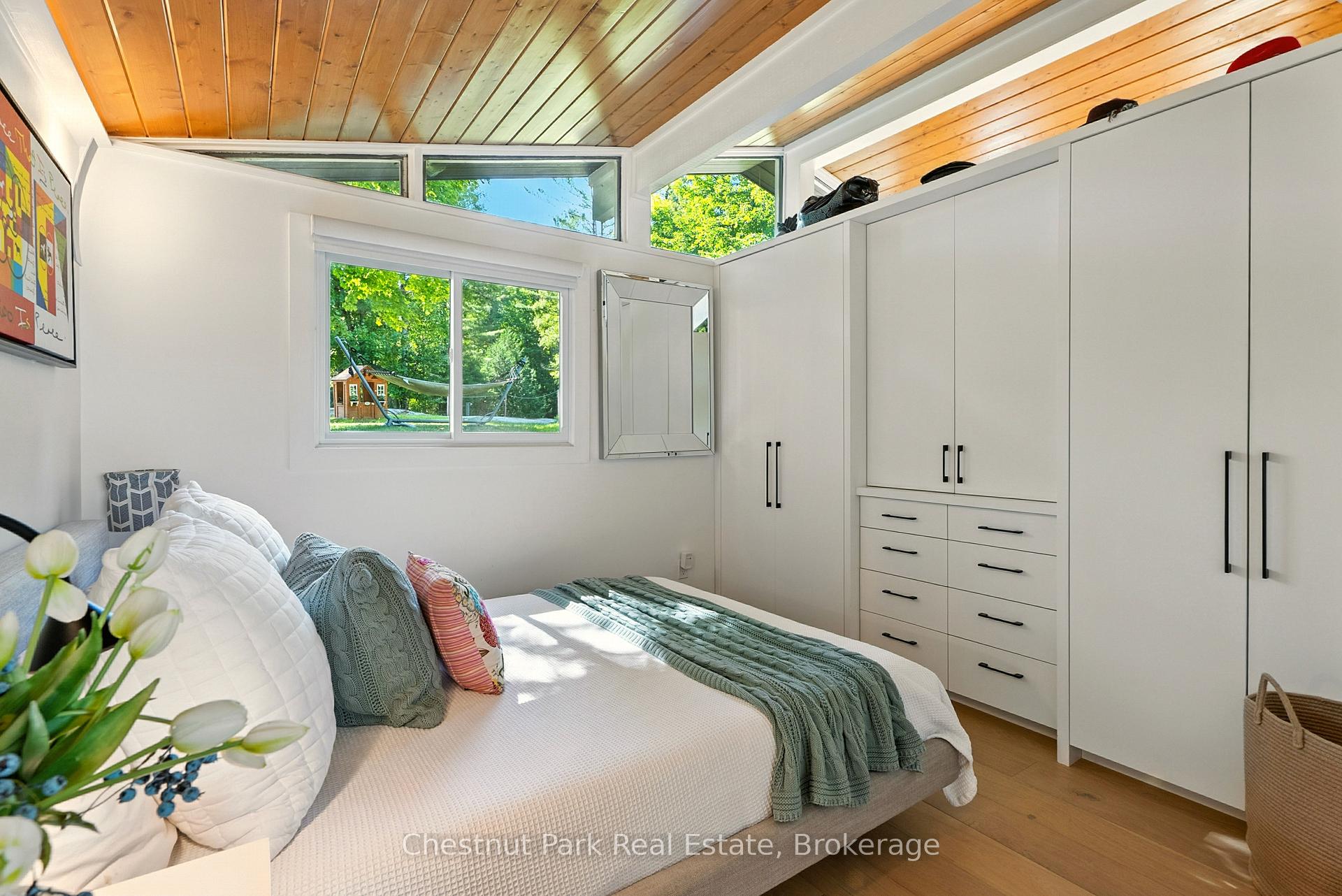 3 Bedroom Single Family Home/House's Image 14