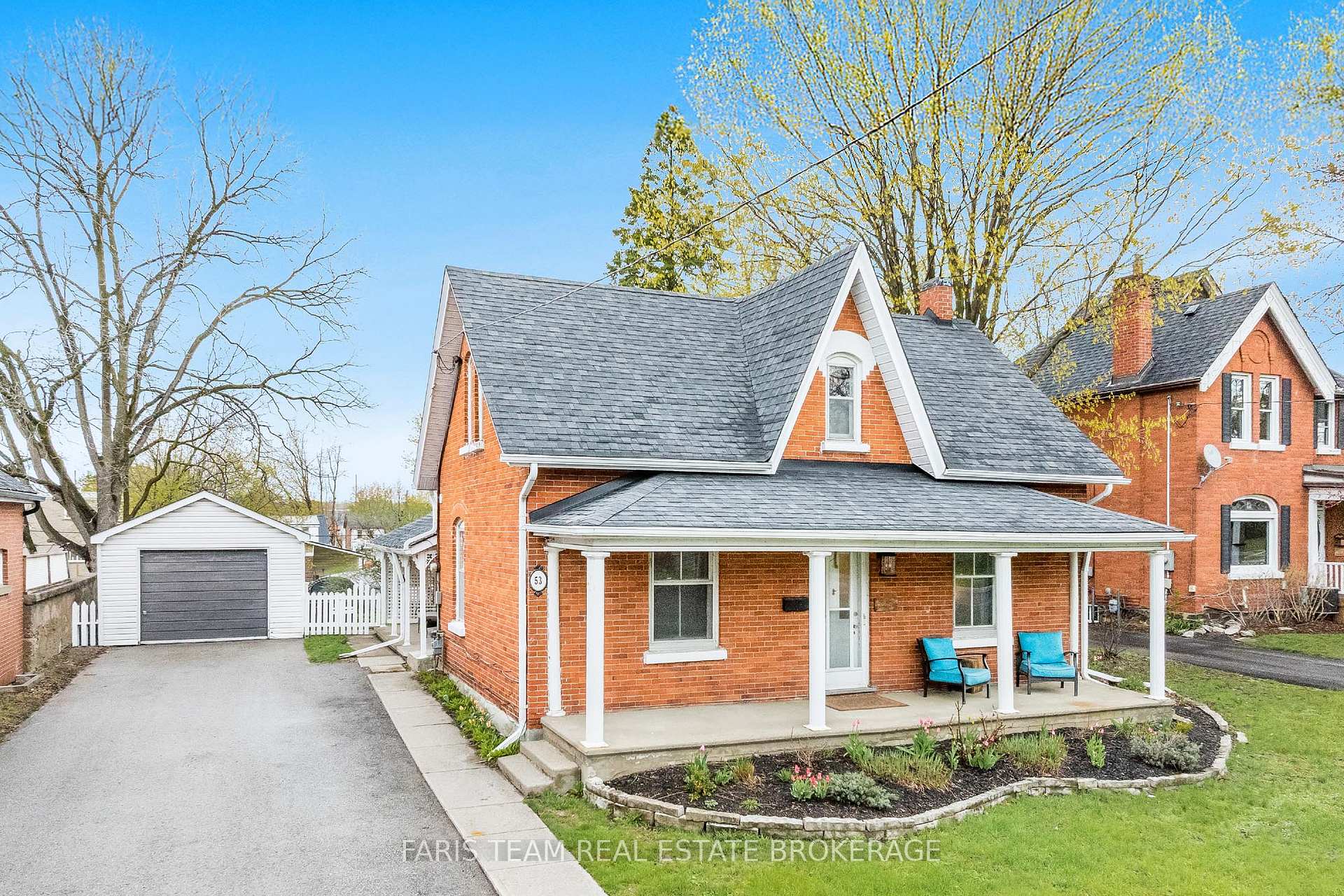 53 Burton Avenue Barrie Ontario Canada Sale residential Mei Jin 金玫 Sutton Group Incentive Realty Inc.,Brokerage*