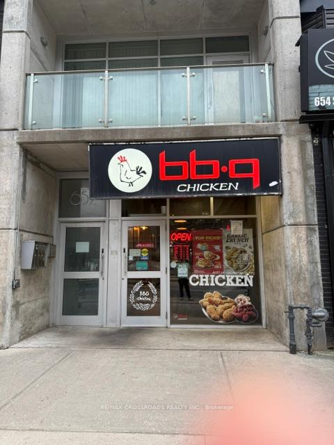 101 - 652 Spadina Avenue Toronto Ontario Canada Sale commercial   RE/MAX CROSSROADS REALTY INC. Brokerage*