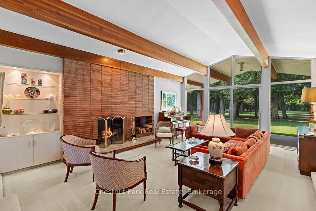 5 Bedroom Single Family Home/House's Image 16