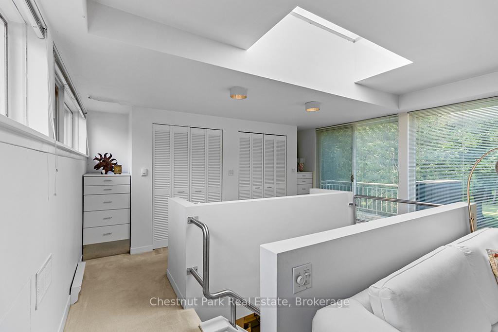 5 Bedroom Single Family Home/House's Image 23