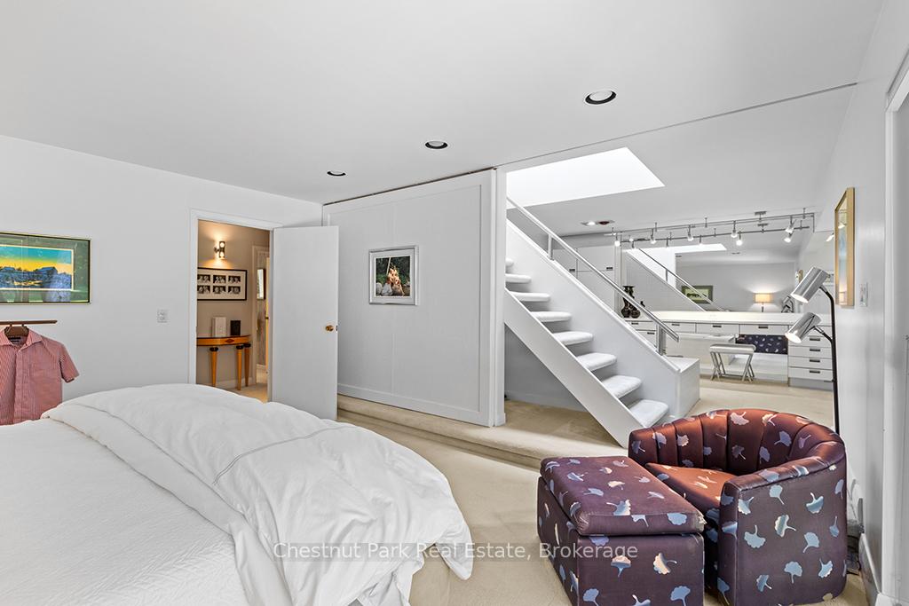 5 Bedroom Single Family Home/House's Image 20