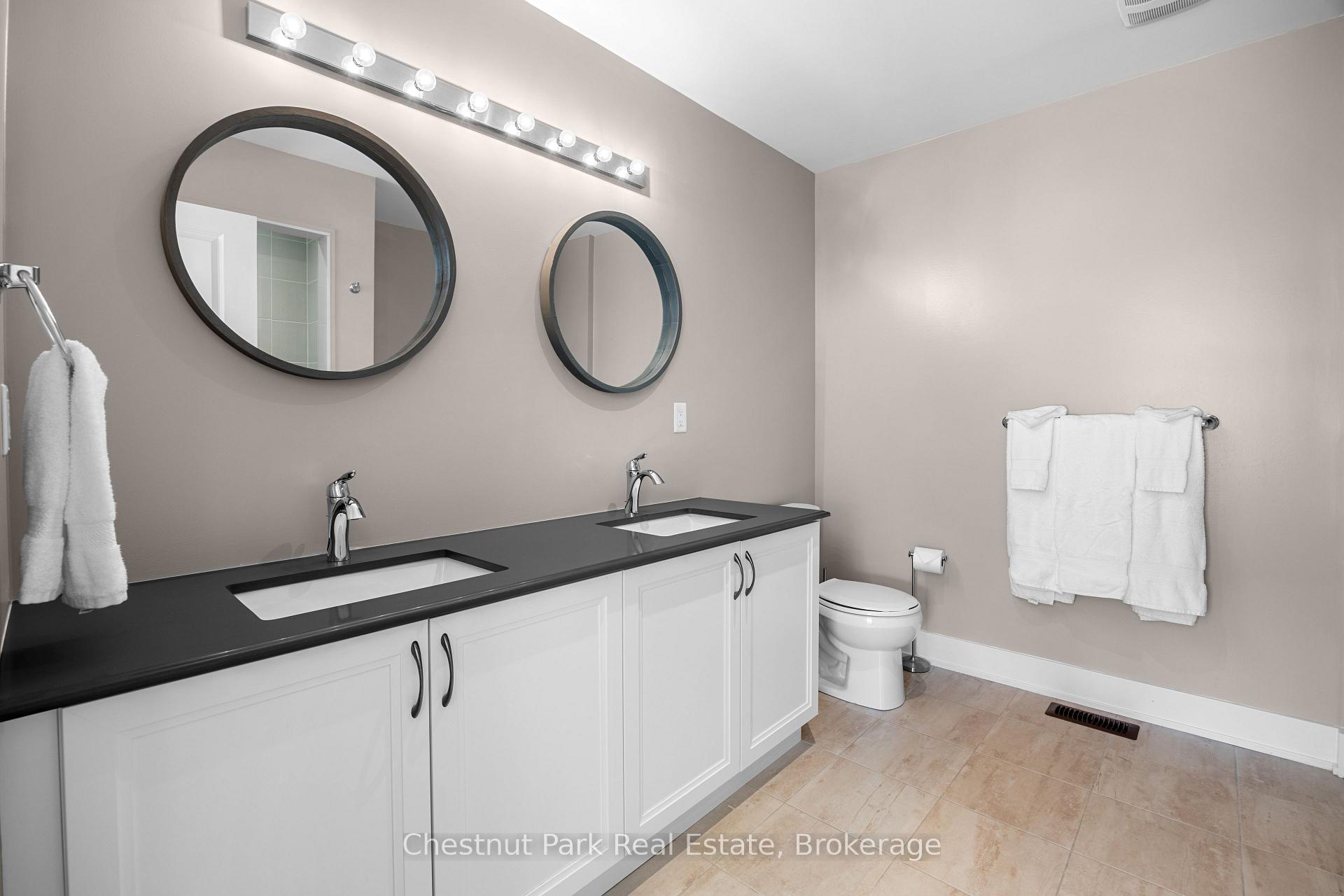 3 Bedroom Villa/Townhouse's Image 17