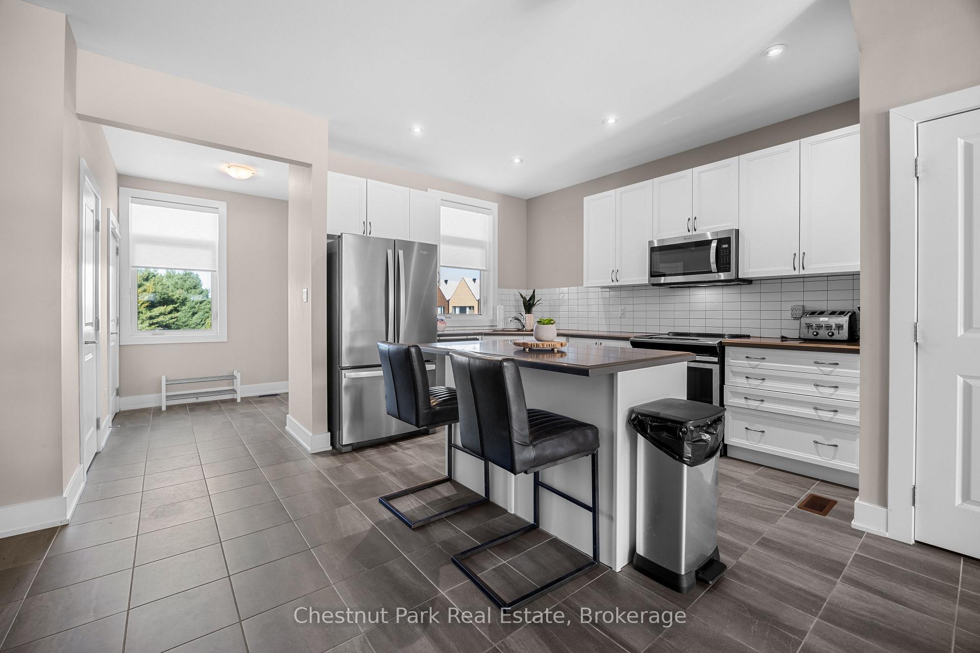 3 Bedroom Villa/Townhouse's Image 6