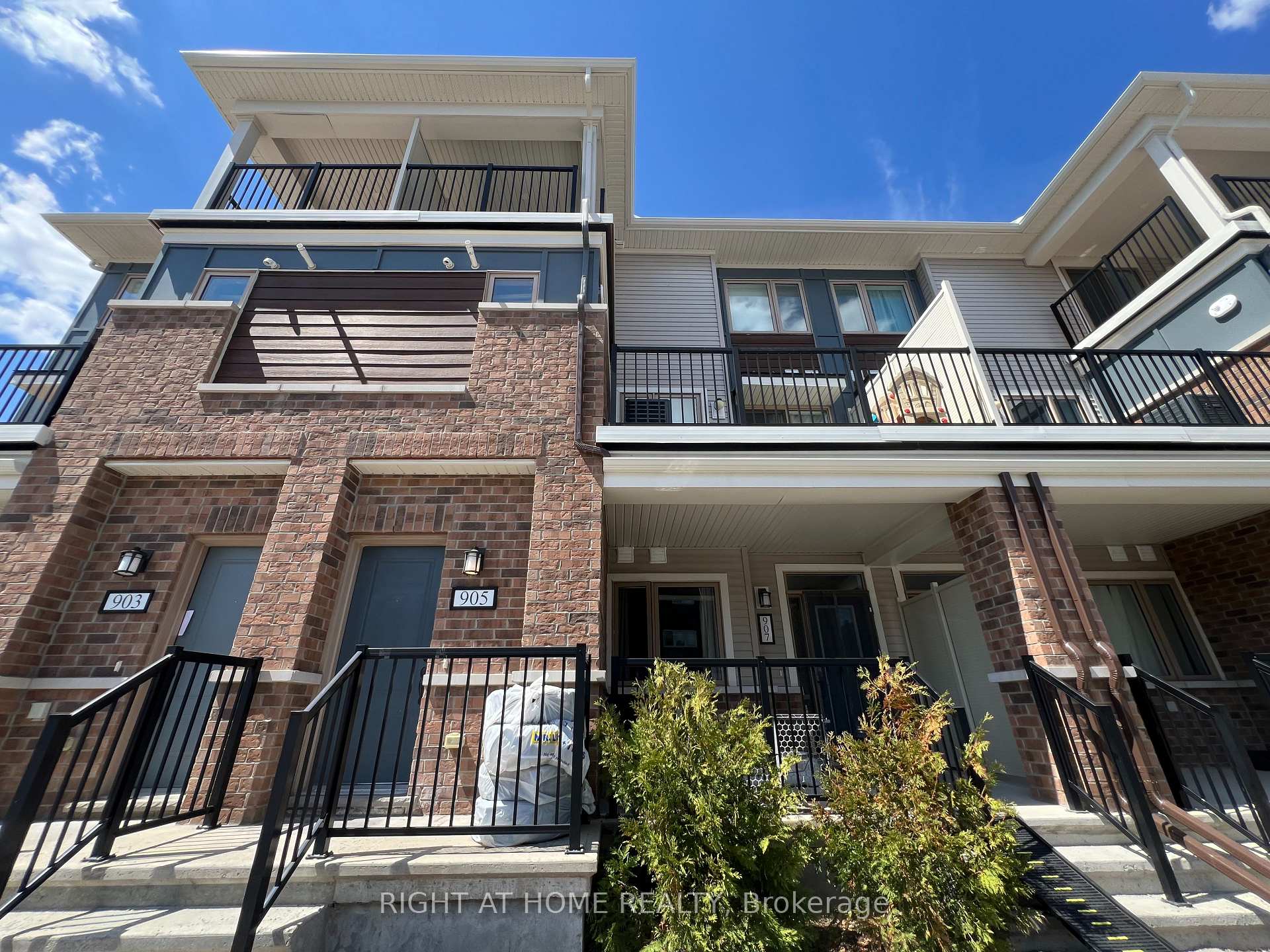 905 Nautilus Private Ottawa Ontario Canada Rent residential Xidong Fu Right at Home Realty, Brokerage*