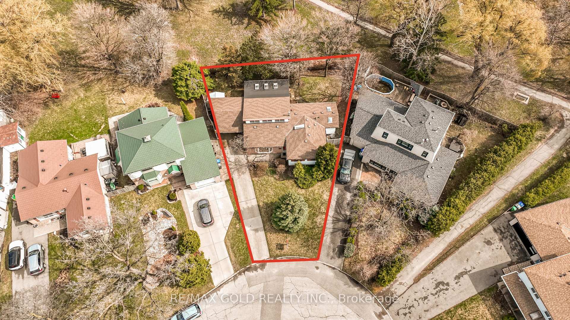 16 Donalda Place Brampton Ontario Canada Sale residential Jasmine Noronha Royal LePage Signature Realty, Brokerage