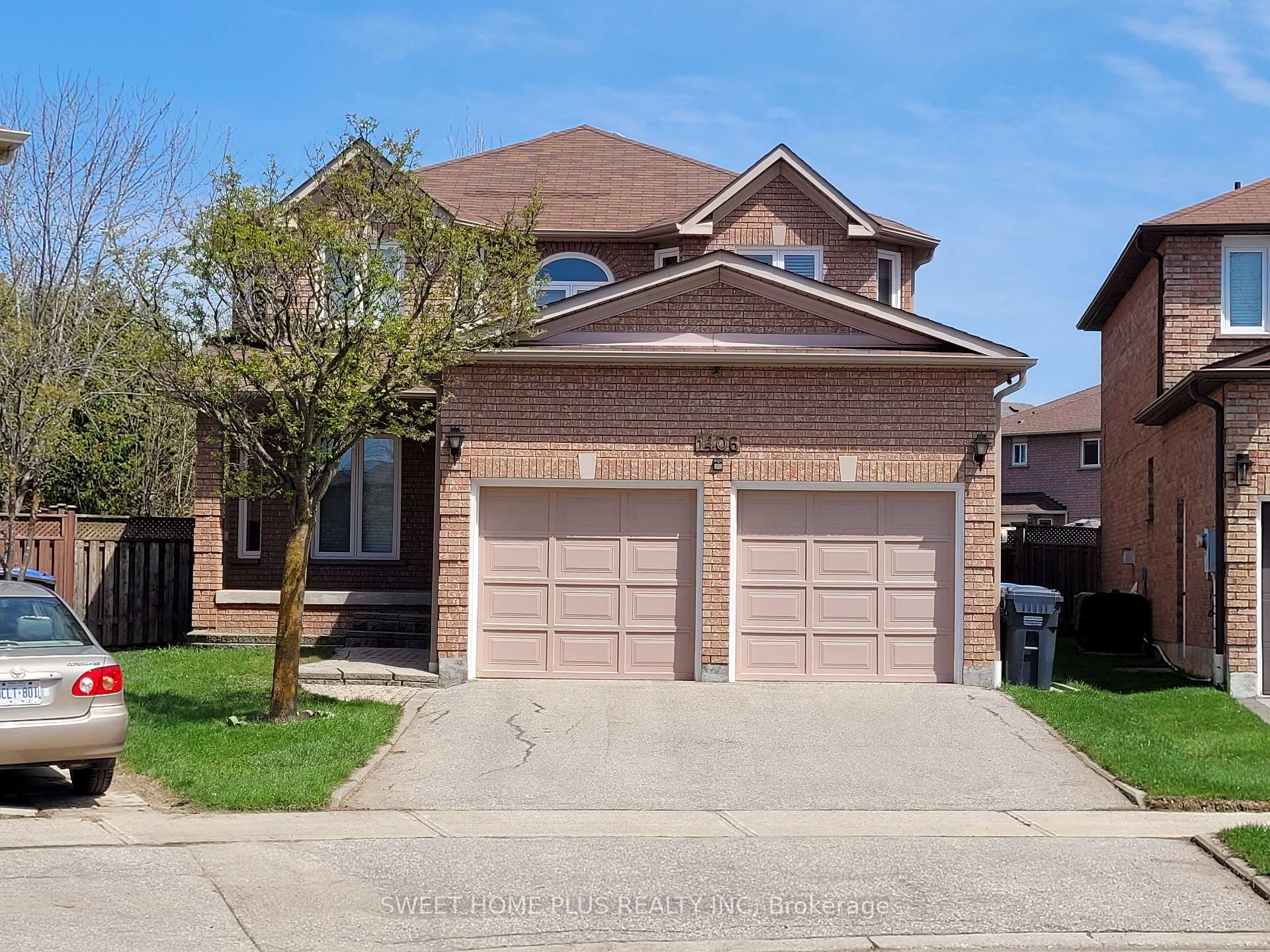 1406 Rimon Street Mississauga Ontario Canada Sale residential Jasmine Noronha Royal LePage Signature Realty, Brokerage