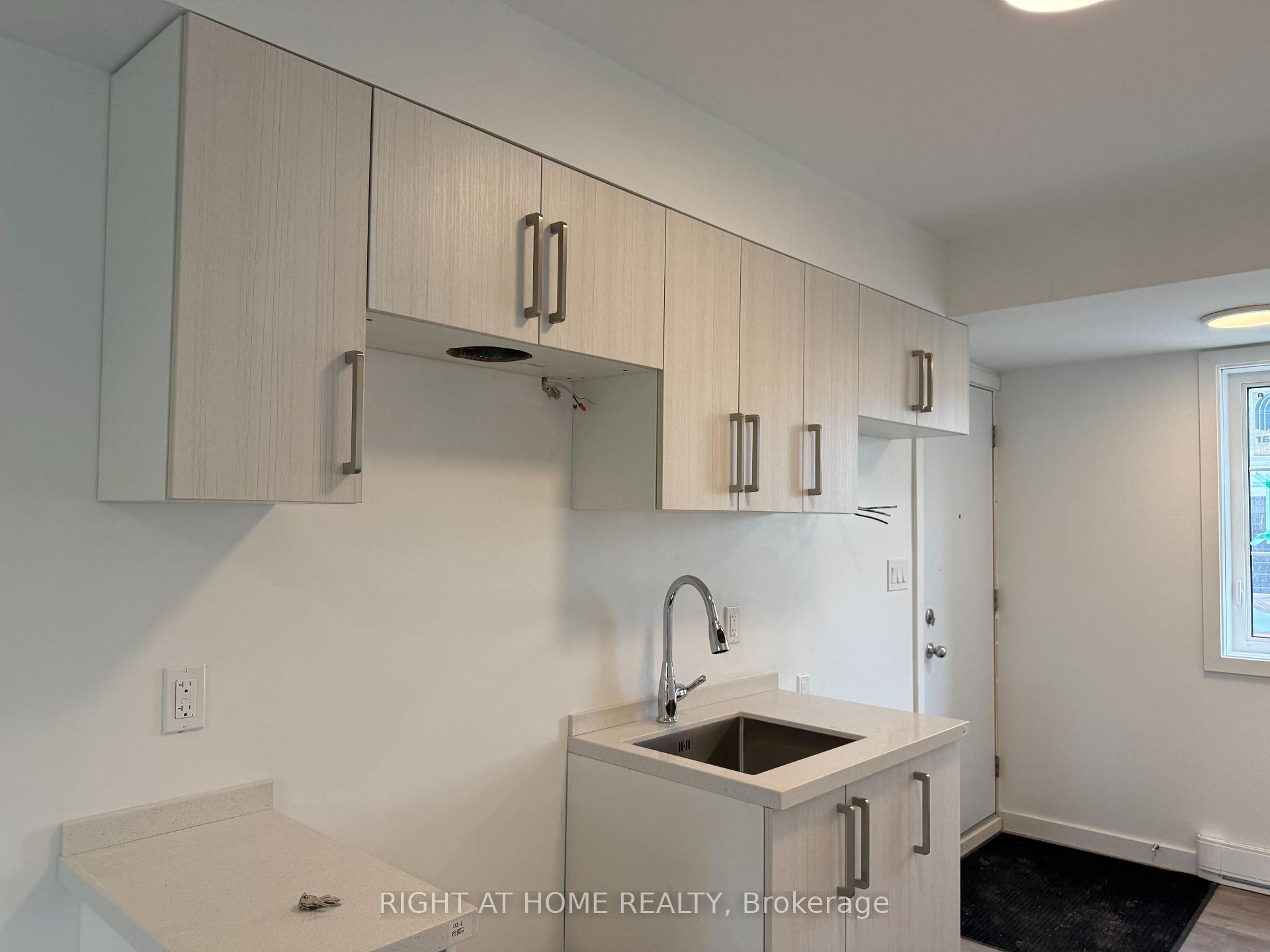 (LOWER) - 127 Highriver Trail Welland Ontario Canada Rent residential Jason Leathwood Right at Home Realty, Brokerage*