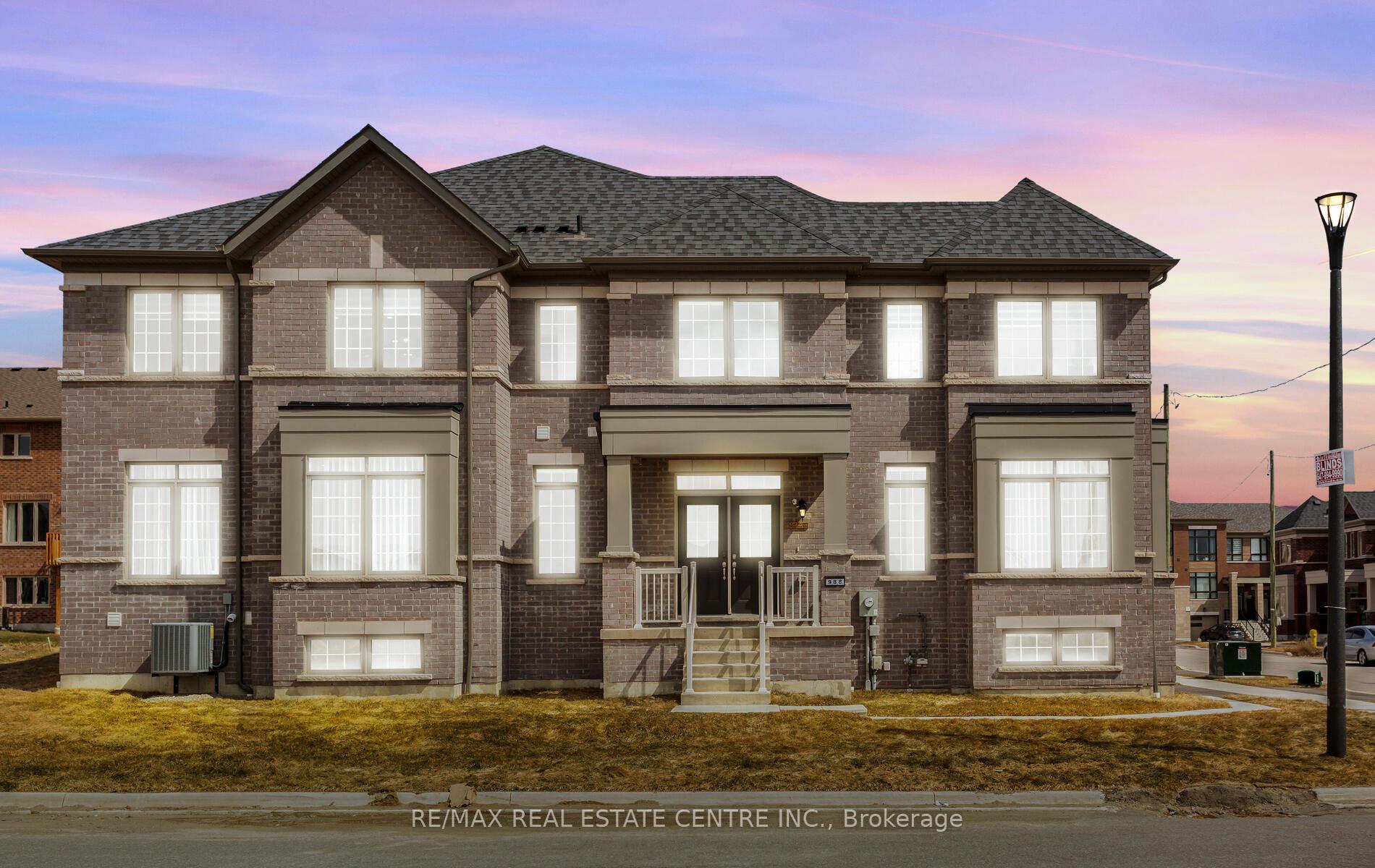 988 Grosbeak Trail Pickering Ontario Canada Sale residential Violetta Konewka RE/MAX Real Estate Centre Inc., Brokerage*