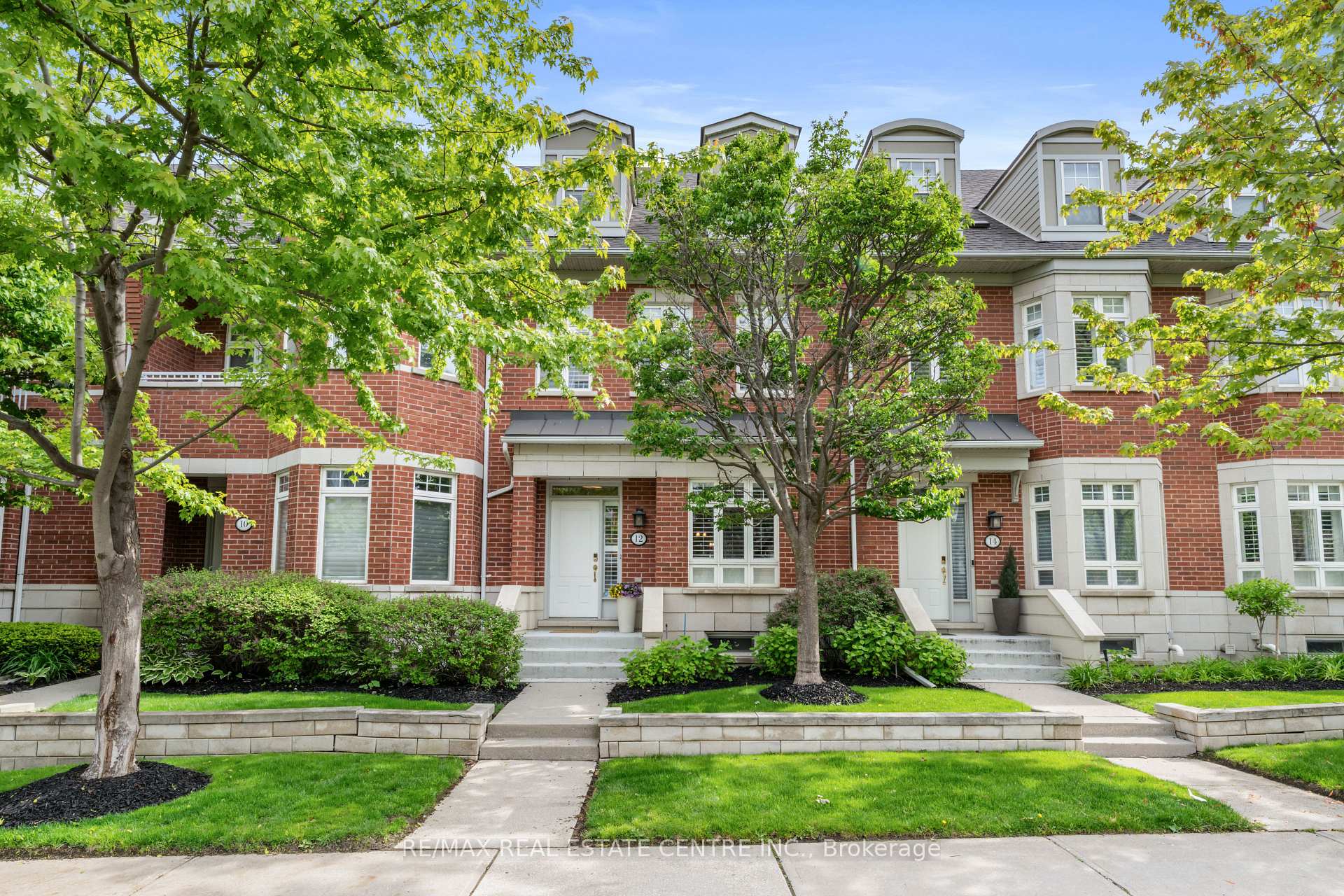 12 St. Lawrence Drive Mississauga Ontario Canada Sale residential Allan Todd RE/MAX Real Estate Centre Inc., Brokerage*