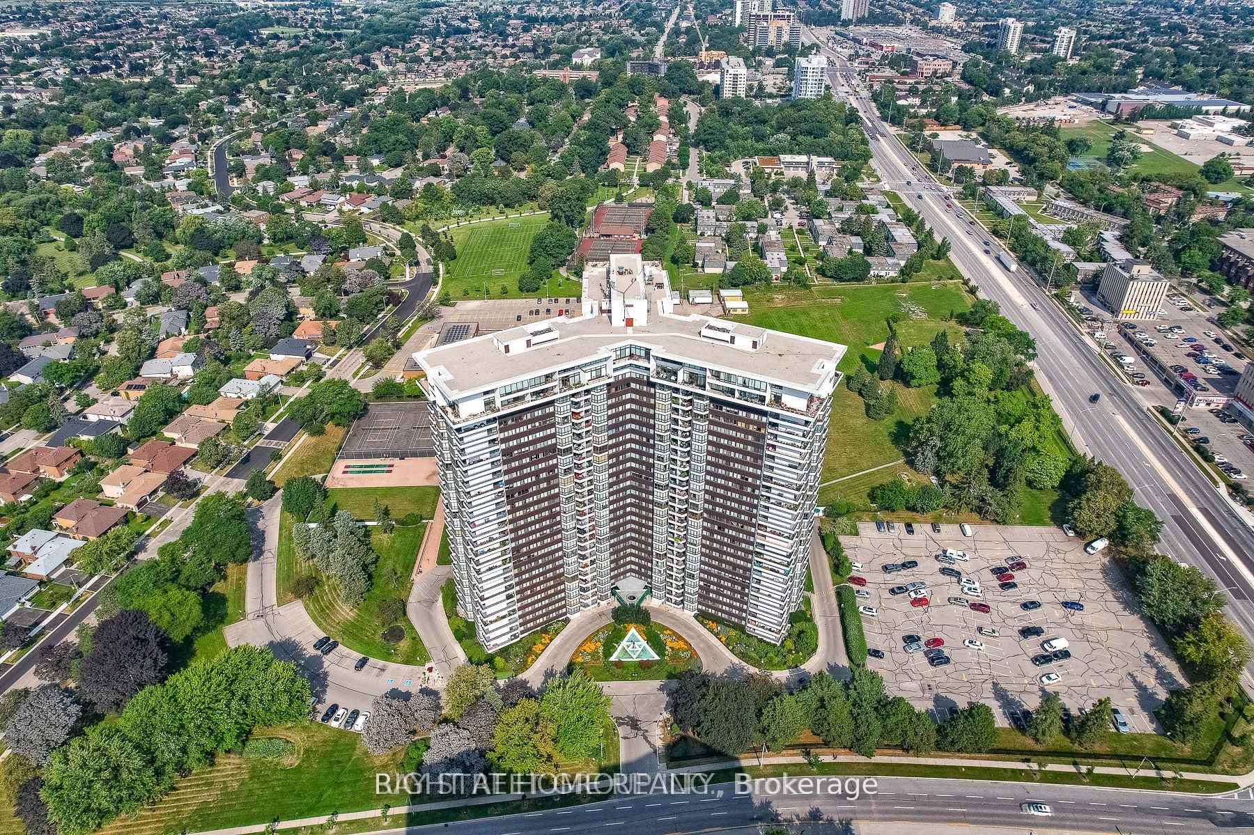 1107 - 1333 Bloor Street Mississauga Ontario Canada Sale residential Jason Leathwood Right at Home Realty, Brokerage*