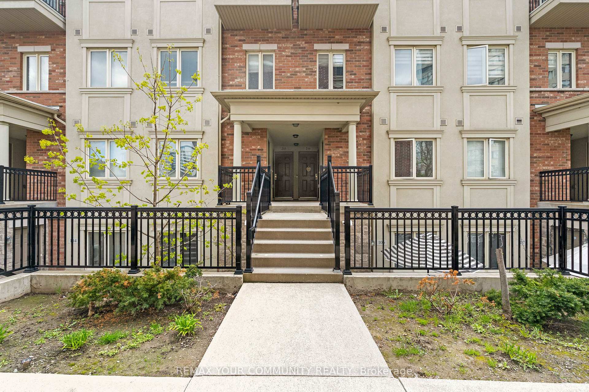 218 - 17 Coneflower Crescent Toronto Ontario Canada Sale residential Stefania Barbieri Re/Max Your Community Realty, Brokerage