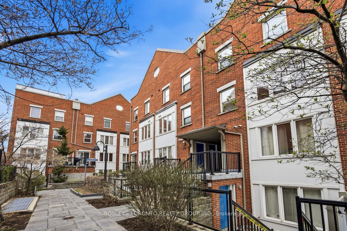 5 - 29 Frances Loring Lane Toronto Ontario Canada Sale residential Maria Guadagnolo RE/MAX PREMIER INC. Brokerage*
