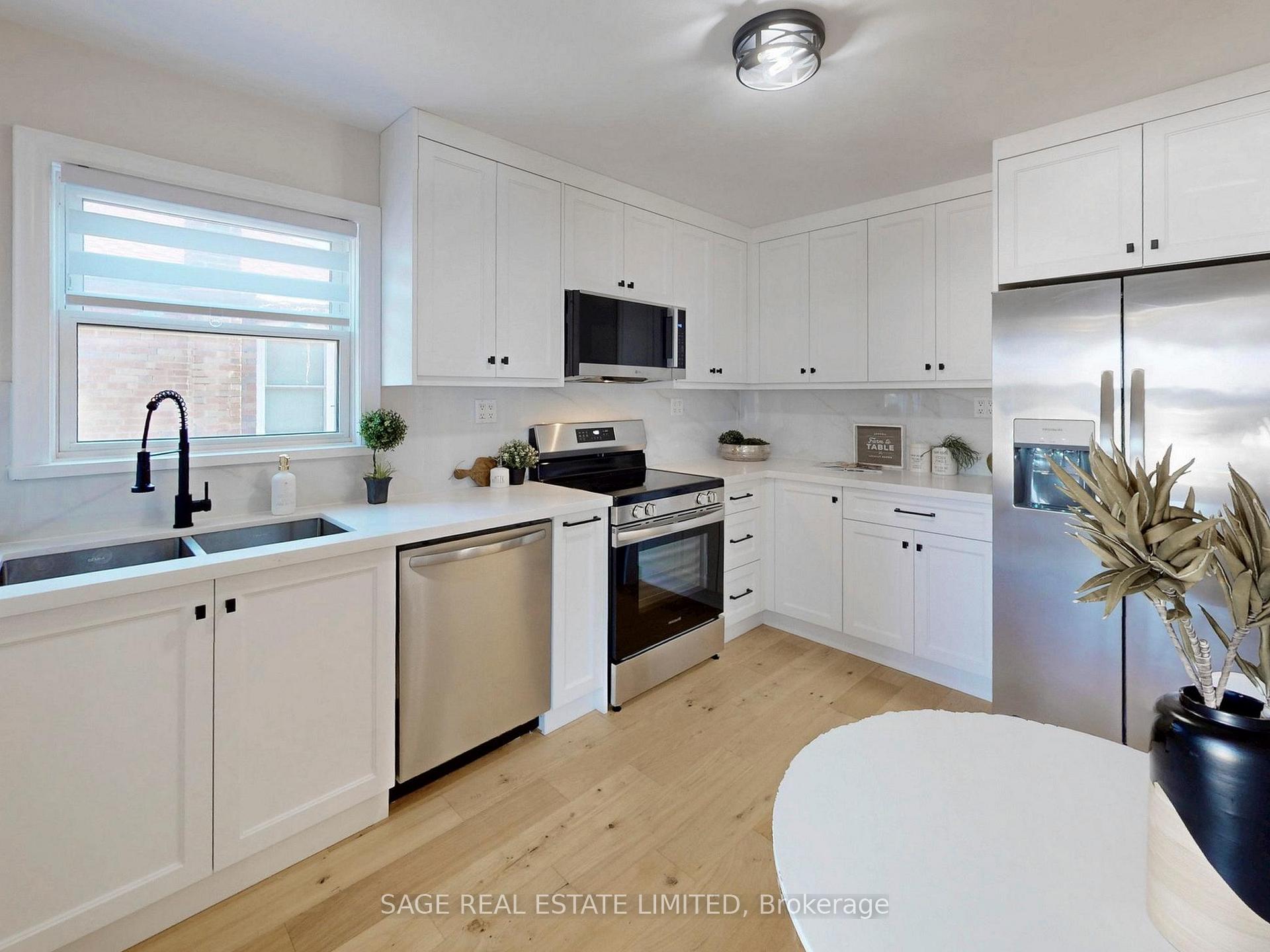 8 Lombardy Crescent Toronto Ontario Canada Sale residential Mary Pinelli Royal LePage Signature Realty, Brokerage*