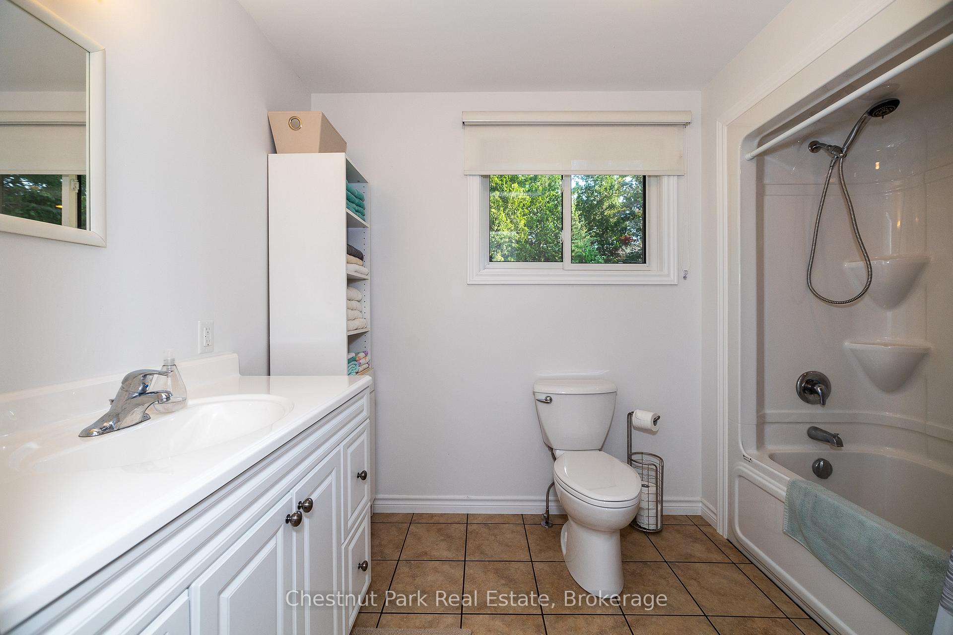 4 Bedroom Single Family Home/House's Image 17