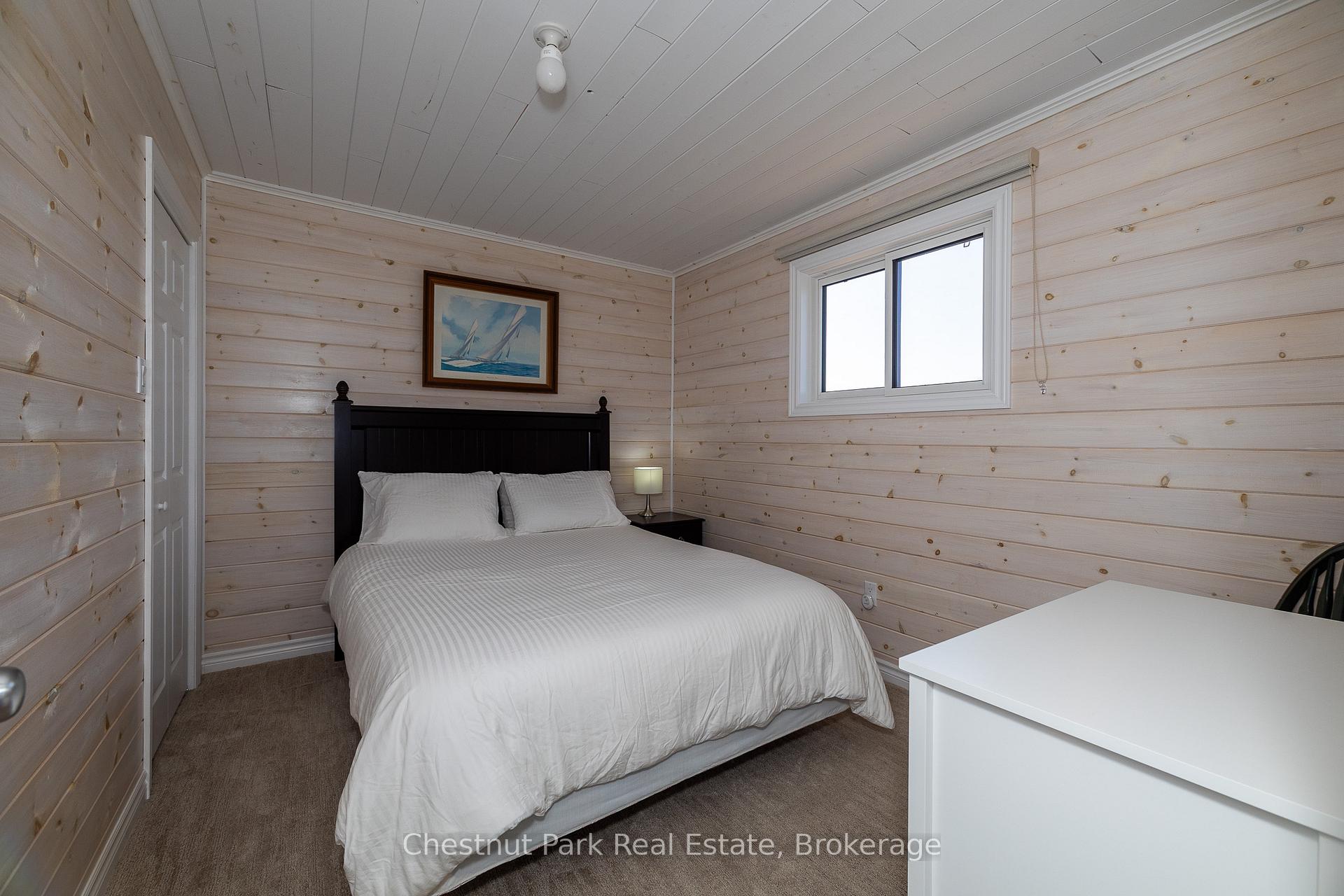 4 Bedroom Single Family Home/House's Image 14