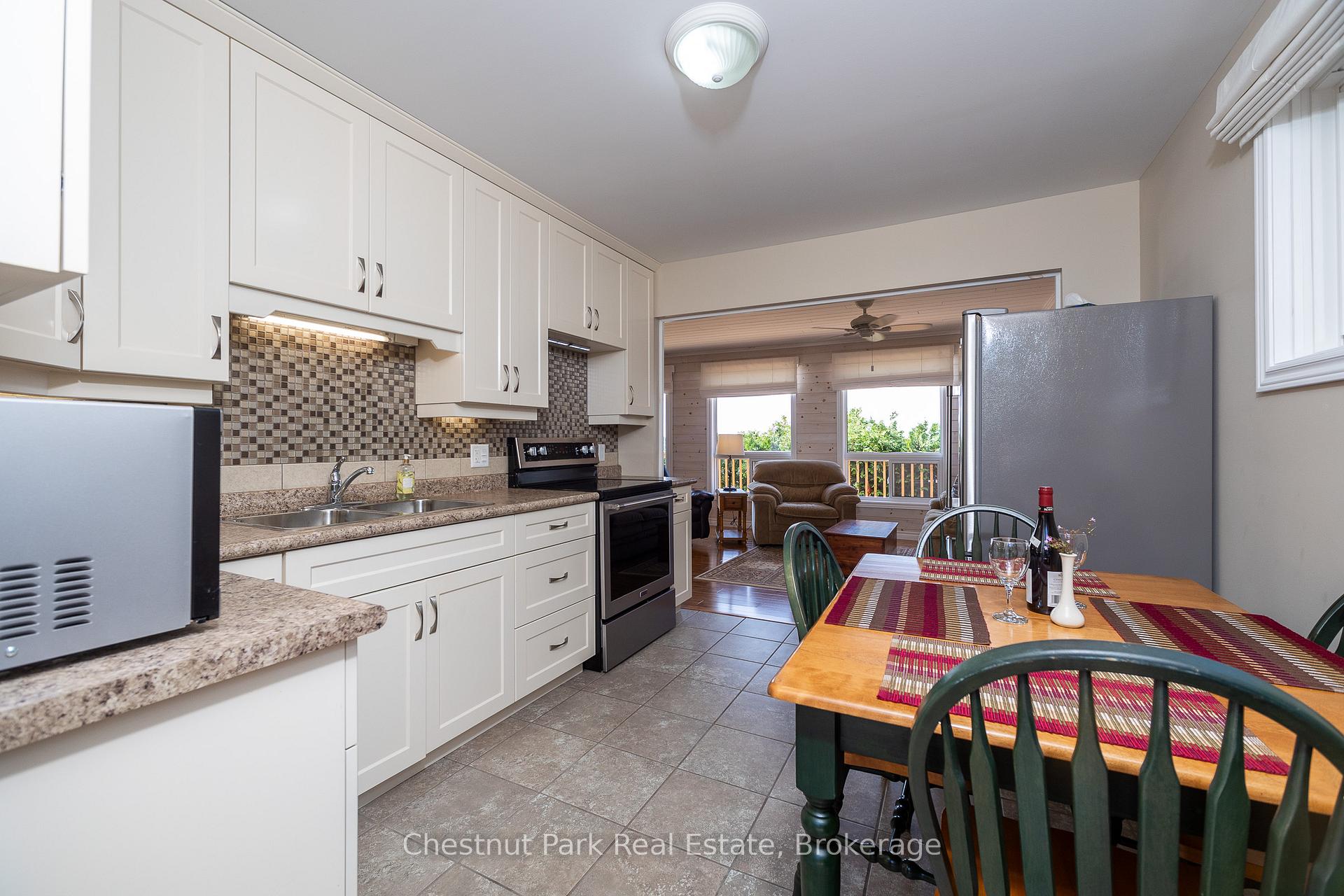4 Bedroom Single Family Home/House's Image 6