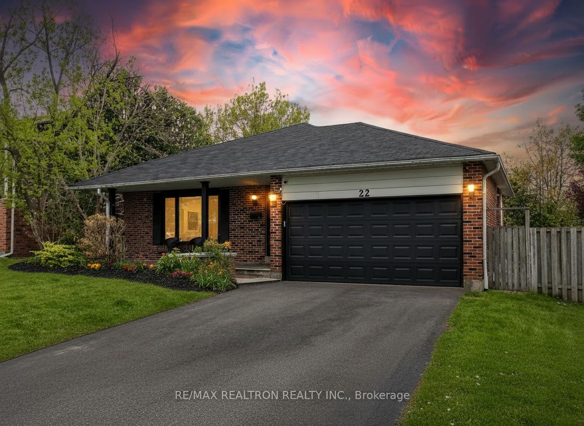 22 Deerpath Road Toronto Ontario Canada Sale residential Teresa Vu RE/MAX Realtron Realty, Inc. Brokerage*