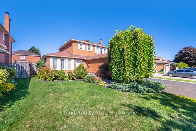 33 Corkett Drive Brampton Ontario Canada Sale residential Jose Oscar Goncalves & Maria Domingues iCloud Realty Ltd. 