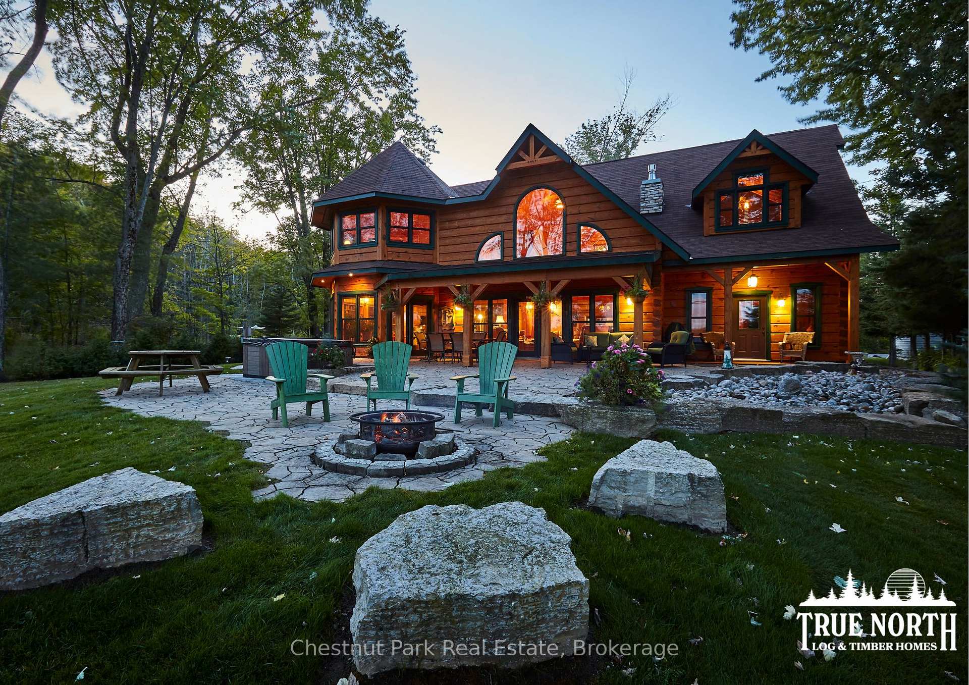 6 Bedroom Single Family Home/House's Image 32