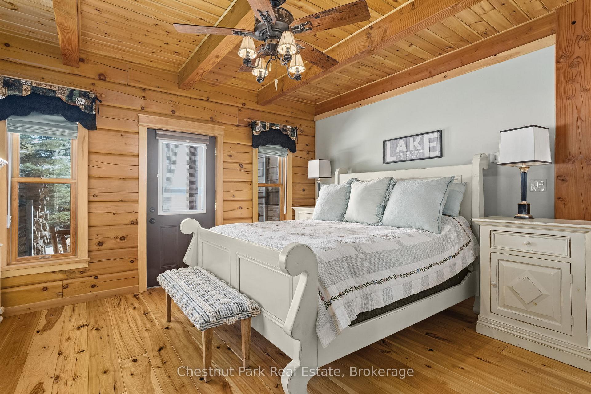 6 Bedroom Single Family Home/House's Image 14